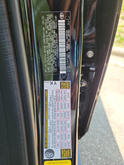 2026 Toyota Prius Plug-In Hybrid SE