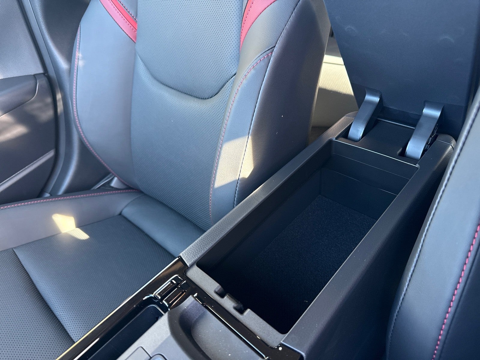 2025 Toyota Prius Plug-In Hybrid XSE