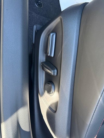 2025 Toyota Prius Plug-In Hybrid XSE