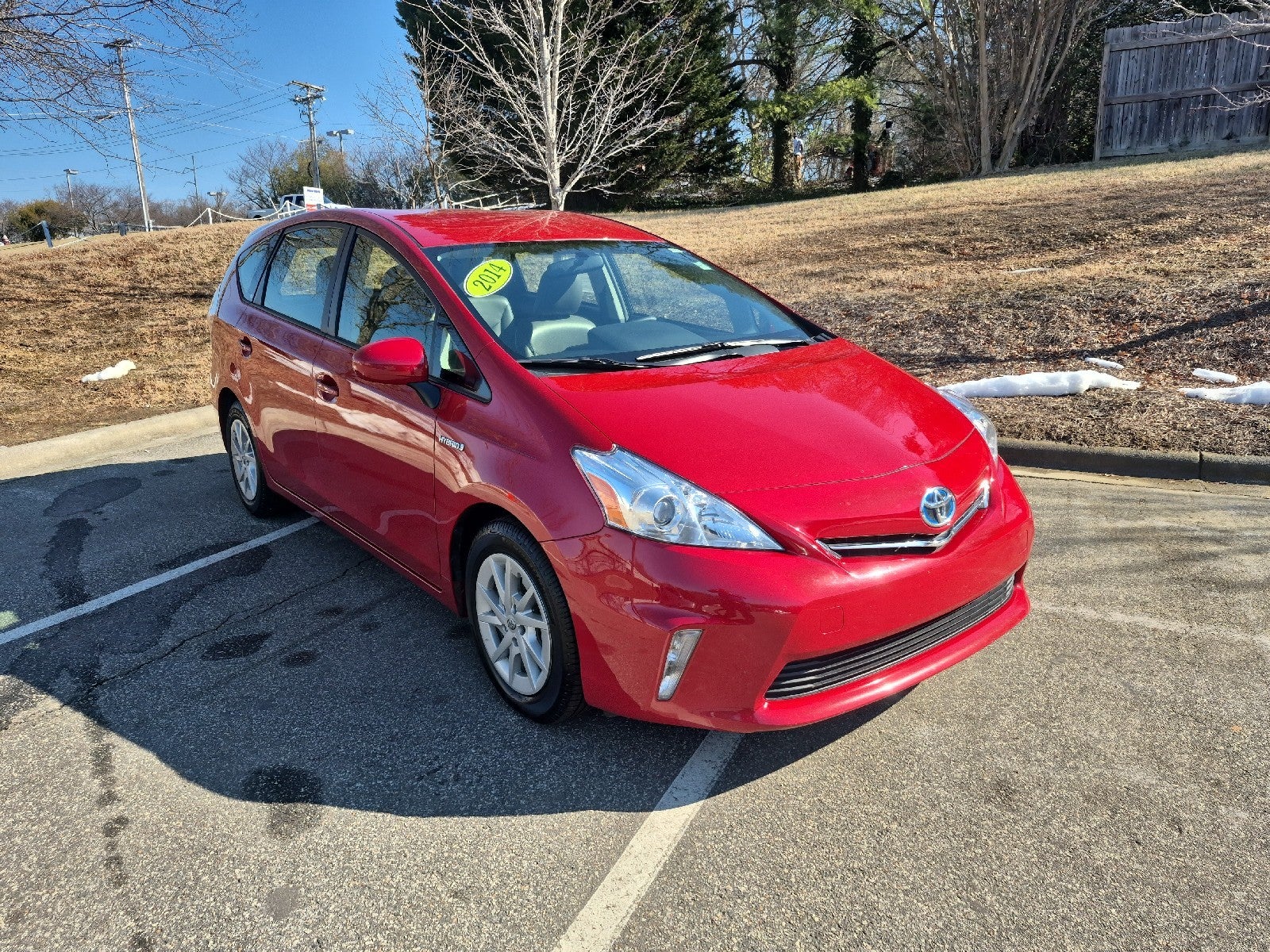 2014 Toyota Prius v Two