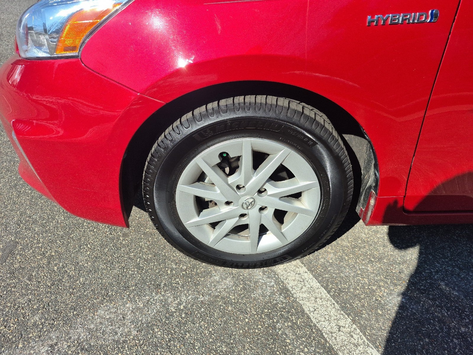 2014 Toyota Prius v Two