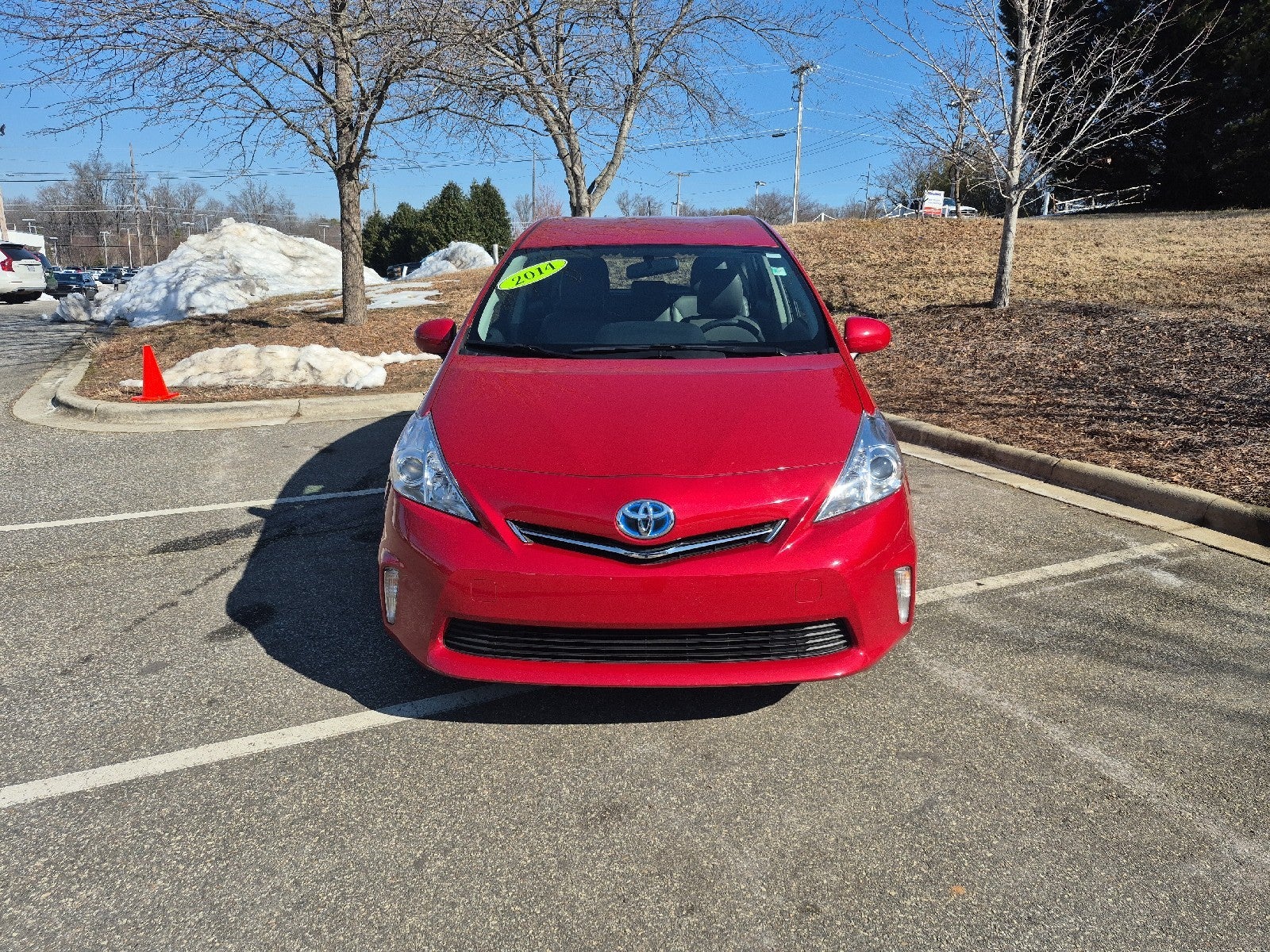 2014 Toyota Prius v Two