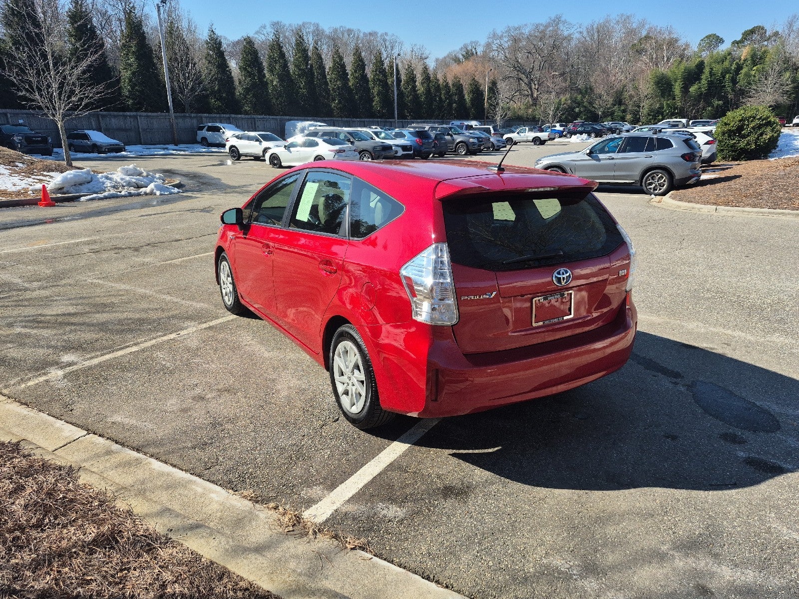 2014 Toyota Prius v Two