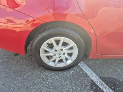 2014 Toyota Prius v Two