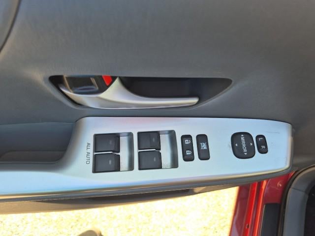 2014 Toyota Prius v Two