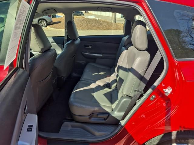 2014 Toyota Prius v Two