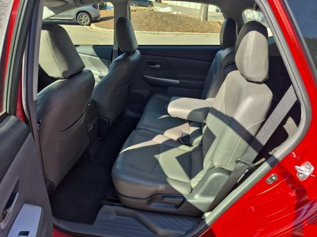 2014 Toyota Prius v Two