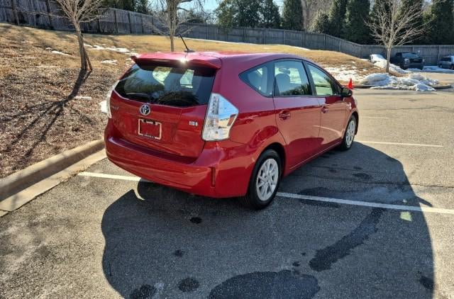 2014 Toyota Prius v Two