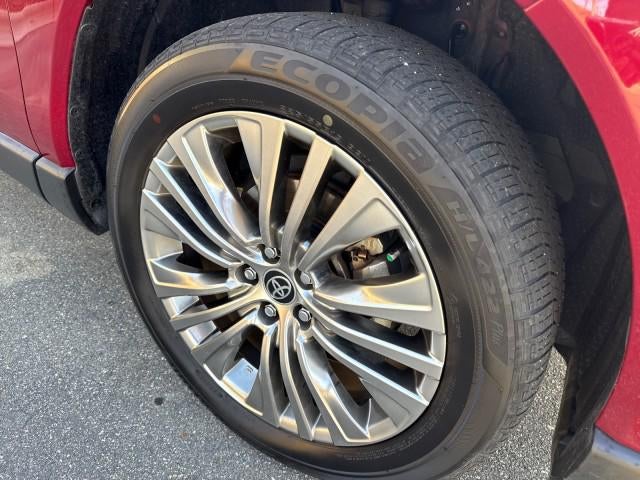 2023 Toyota Venza Limited