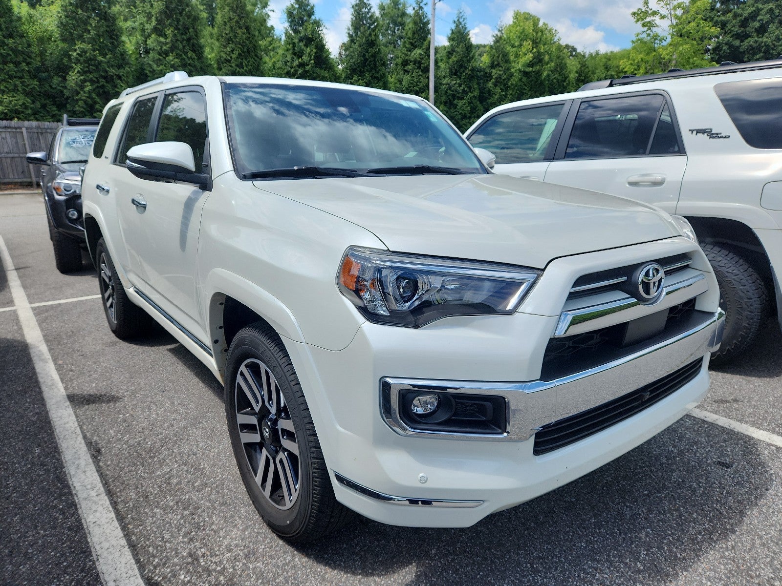 2023 Toyota 4Runner Limited 4WD V6's photo
