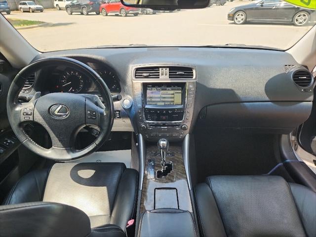 2010 Lexus IS 350C 2DR