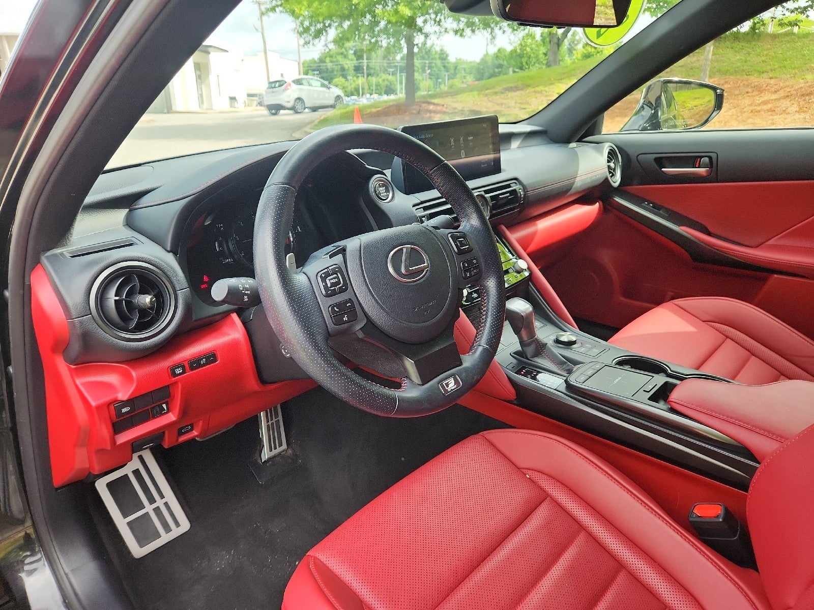 2024 Lexus IS IS 350 F SPORT Design