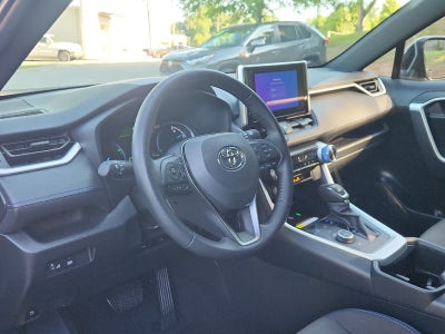 2025 Toyota RAV4 Hybrid SE