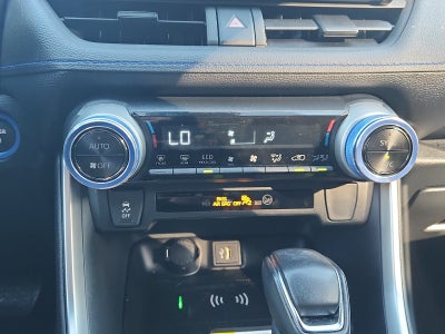 2025 Toyota RAV4 Hybrid SE