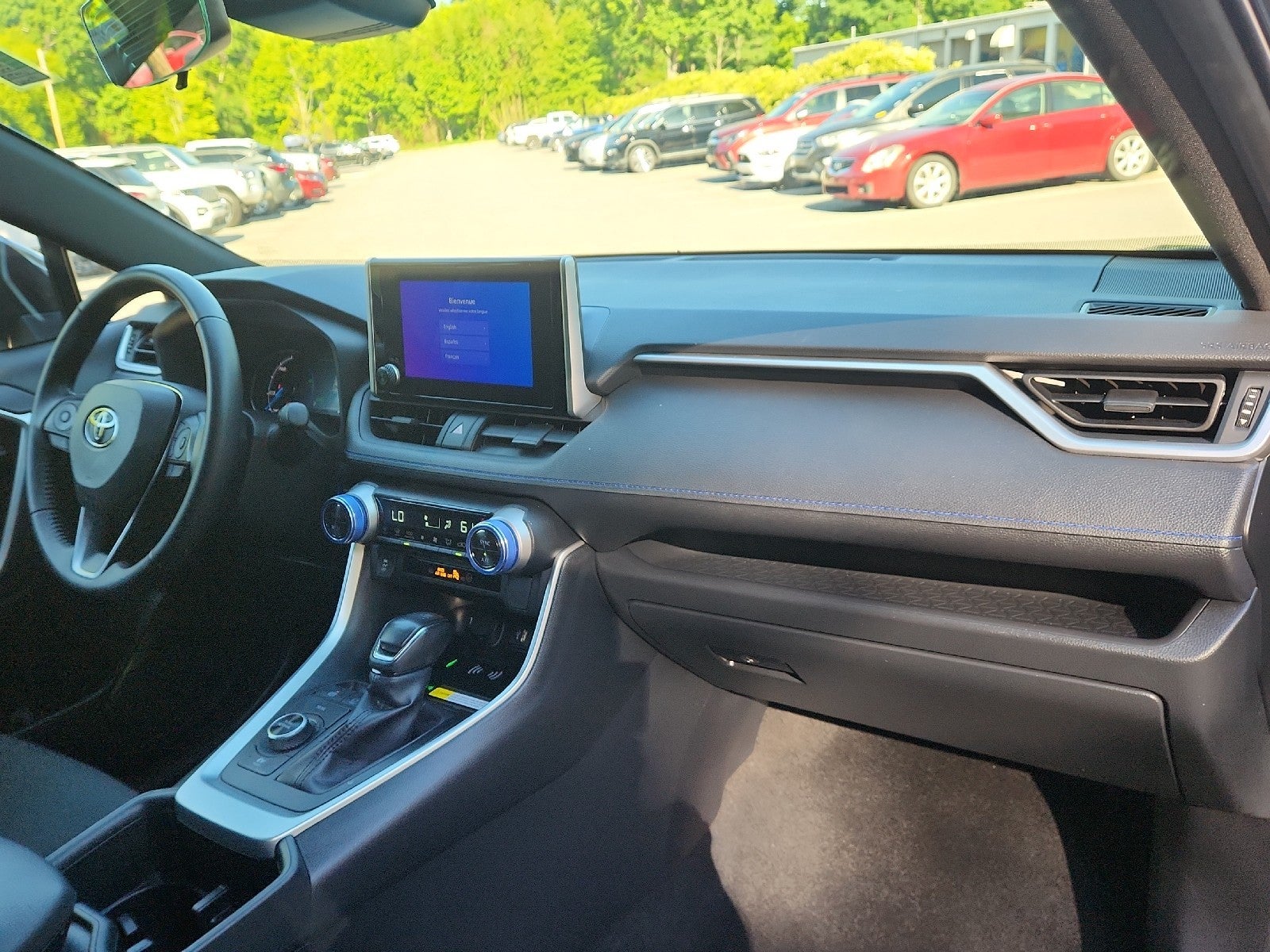 2025 Toyota RAV4 Hybrid SE