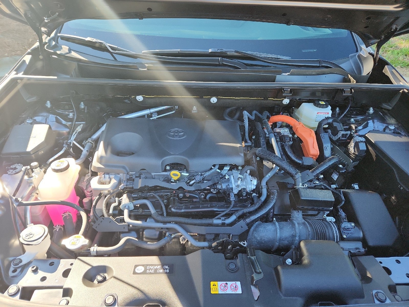 2025 Toyota RAV4 Hybrid SE