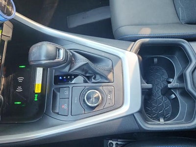 2025 Toyota RAV4 Hybrid SE