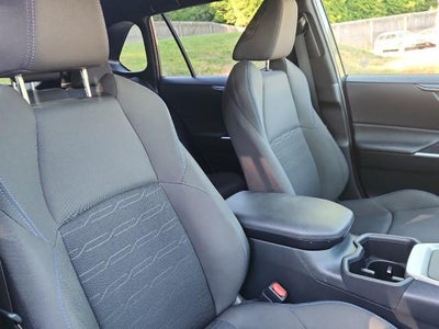 2025 Toyota RAV4 Hybrid SE