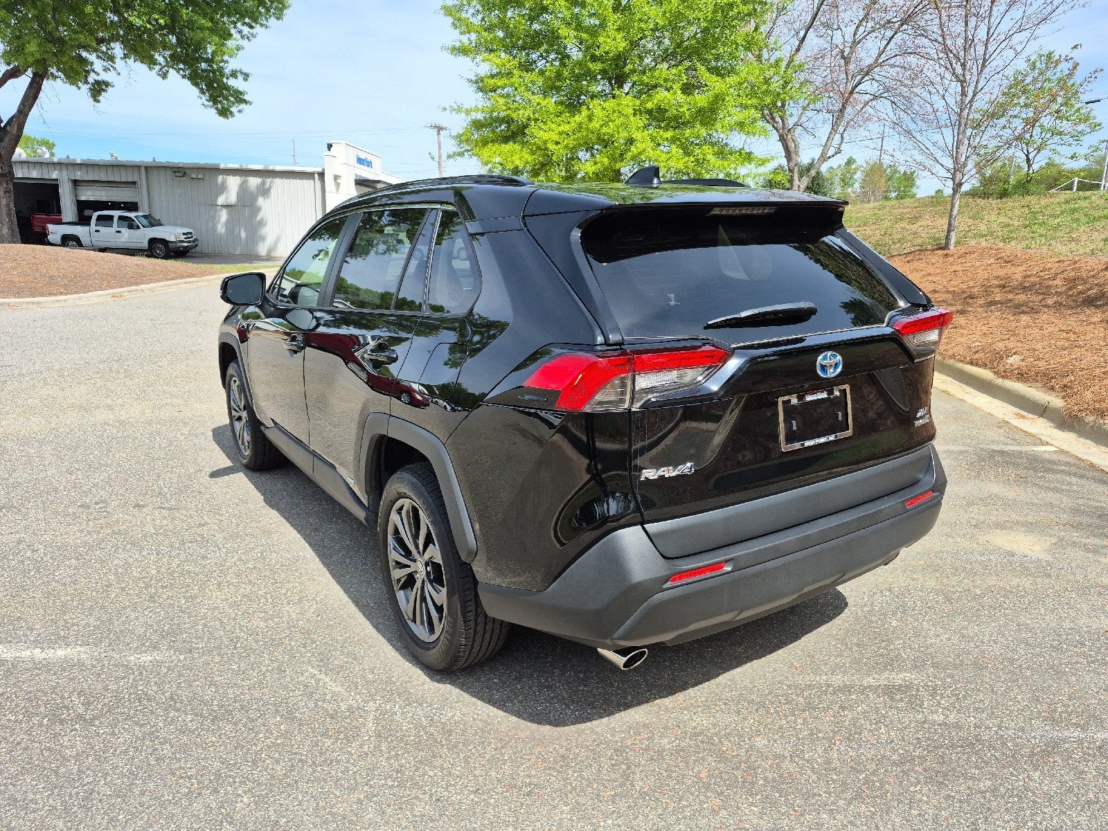 2024 Toyota RAV4 Hybrid XLE Premium