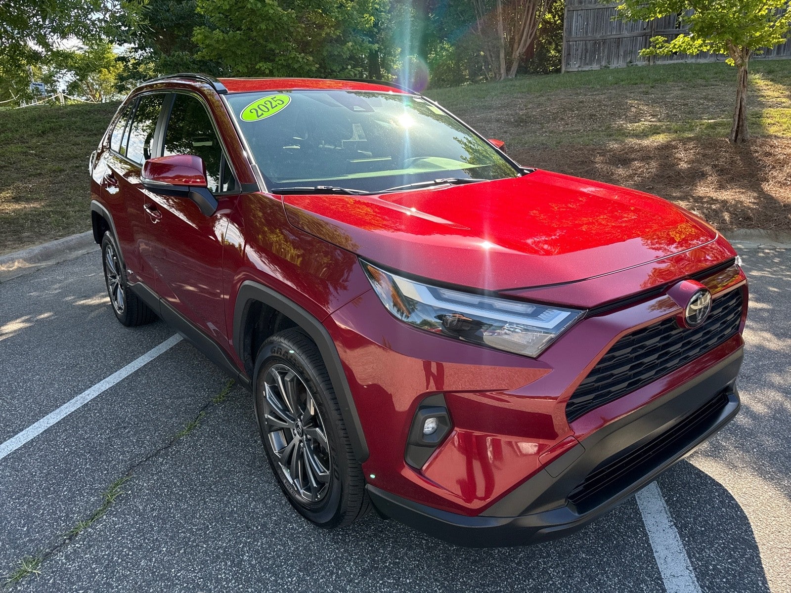 2025 Toyota RAV4 Hybrid XLE Premium