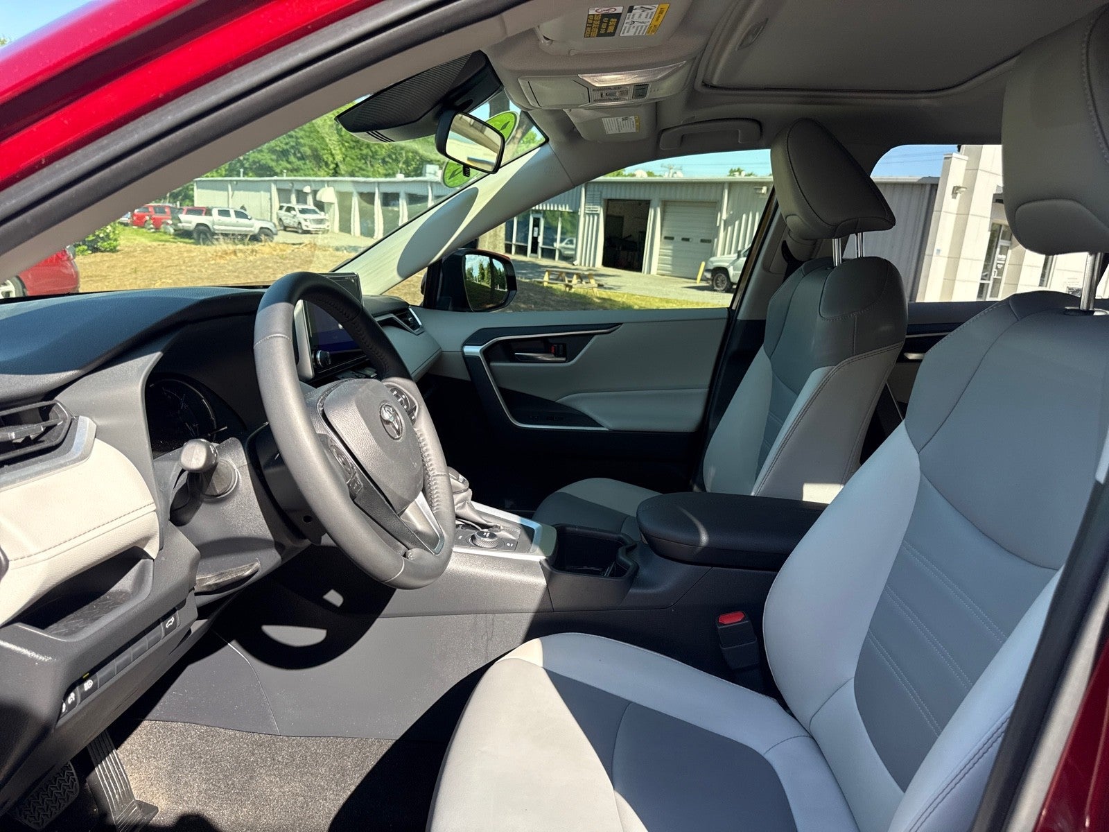 2025 Toyota RAV4 Hybrid XLE Premium