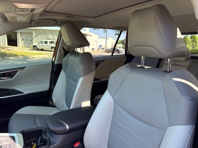 2025 Toyota RAV4 Hybrid XLE Premium