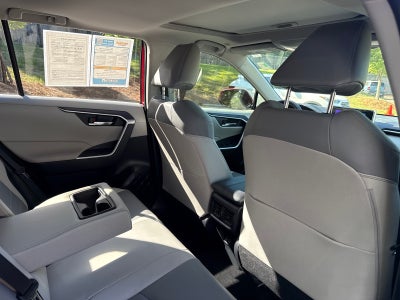 2025 Toyota RAV4 Hybrid XLE Premium