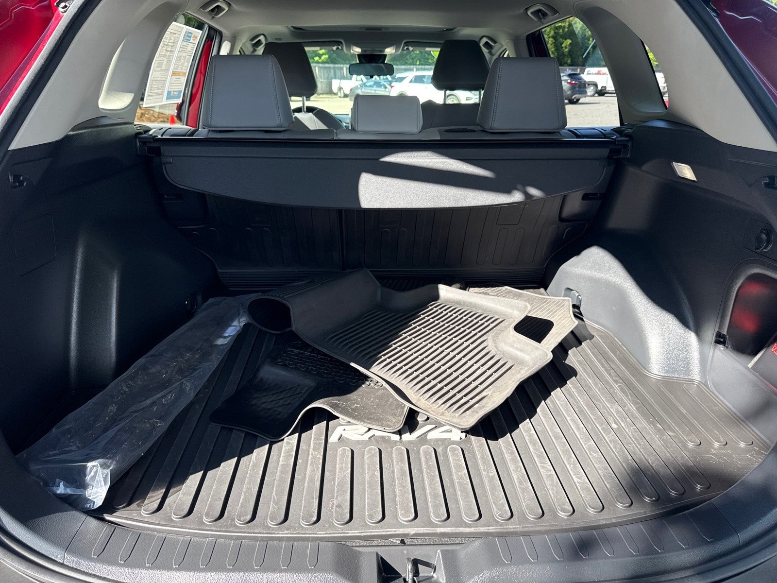 2025 Toyota RAV4 Hybrid XLE Premium