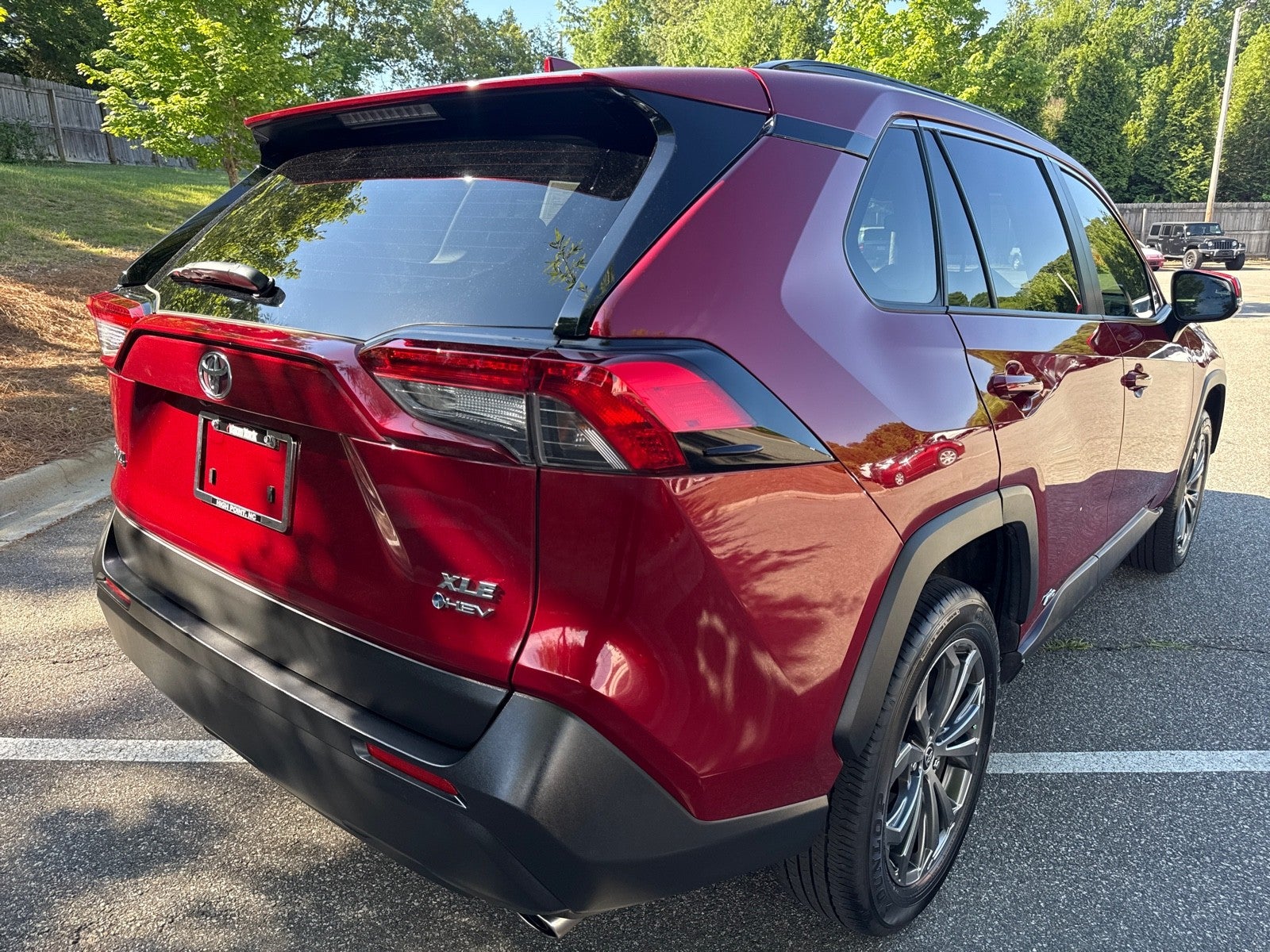 2025 Toyota RAV4 Hybrid XLE Premium