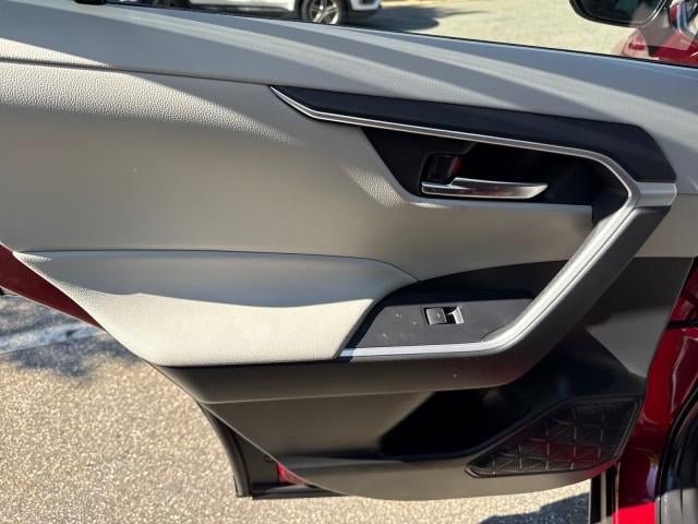 2025 Toyota RAV4 Hybrid XLE Premium