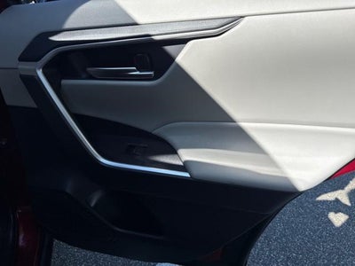 2025 Toyota RAV4 Hybrid XLE Premium