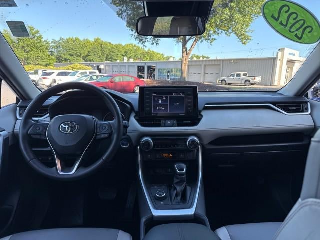 2022 Toyota RAV4 Hybrid XLE Premium