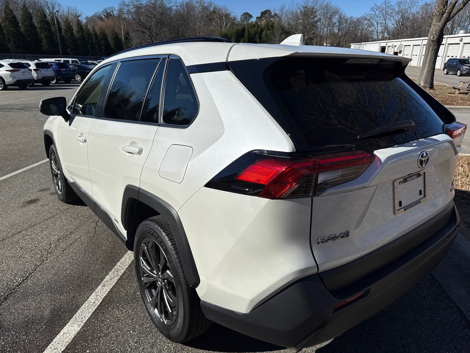 2022 Toyota RAV4 Hybrid XLE Premium