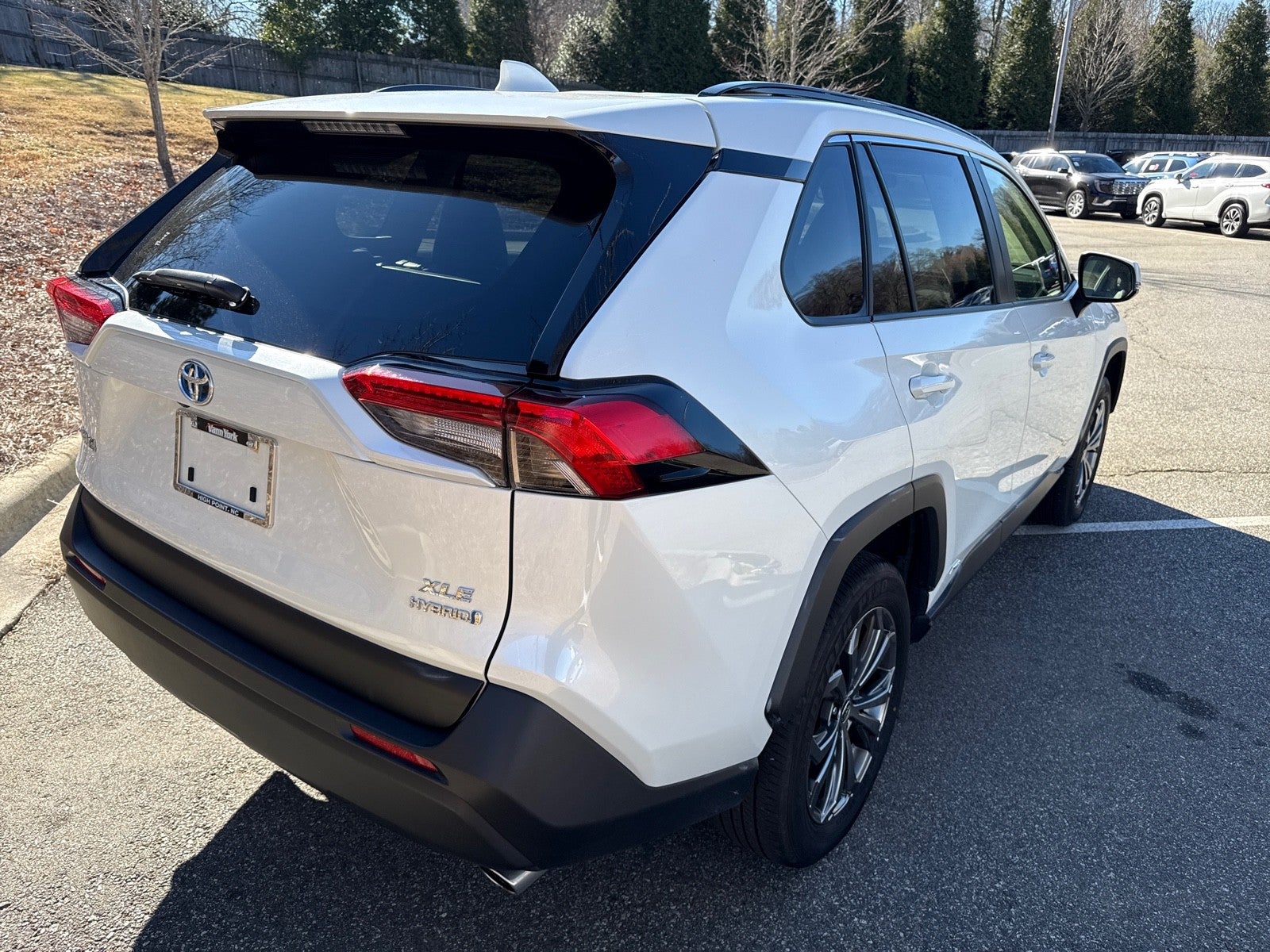 2022 Toyota RAV4 Hybrid XLE Premium