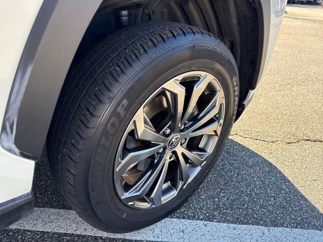 2022 Toyota RAV4 Hybrid XLE Premium