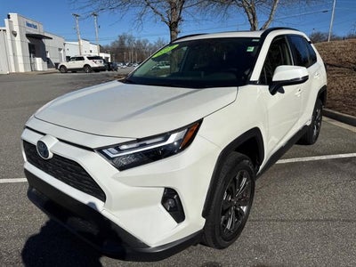 2022 Toyota RAV4 Hybrid XLE Premium