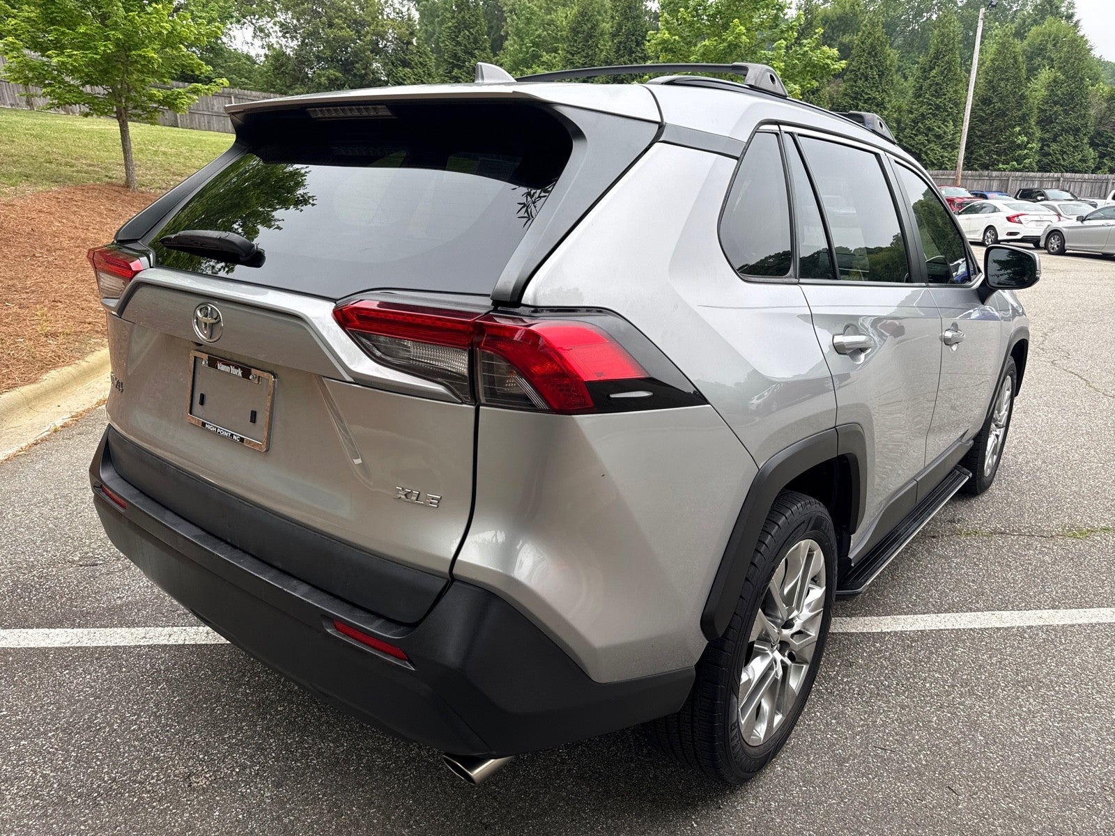 2020 Toyota RAV4 XLE Premium