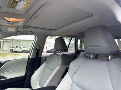 2020 Toyota RAV4 XLE Premium