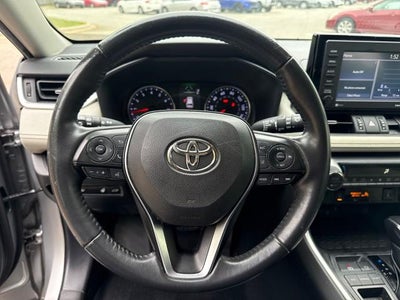 2020 Toyota RAV4 XLE Premium