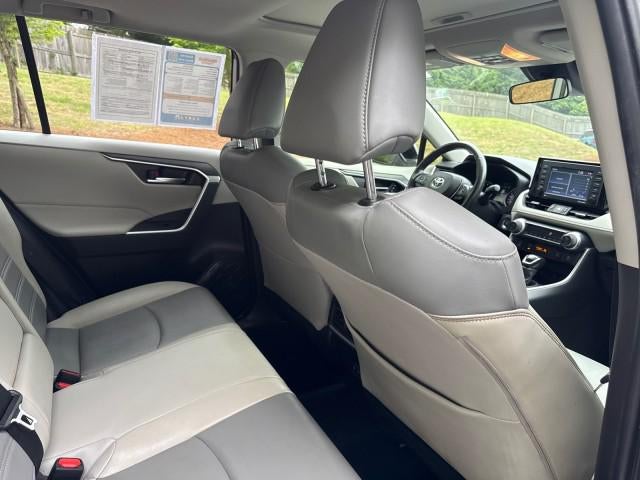2020 Toyota RAV4 XLE Premium
