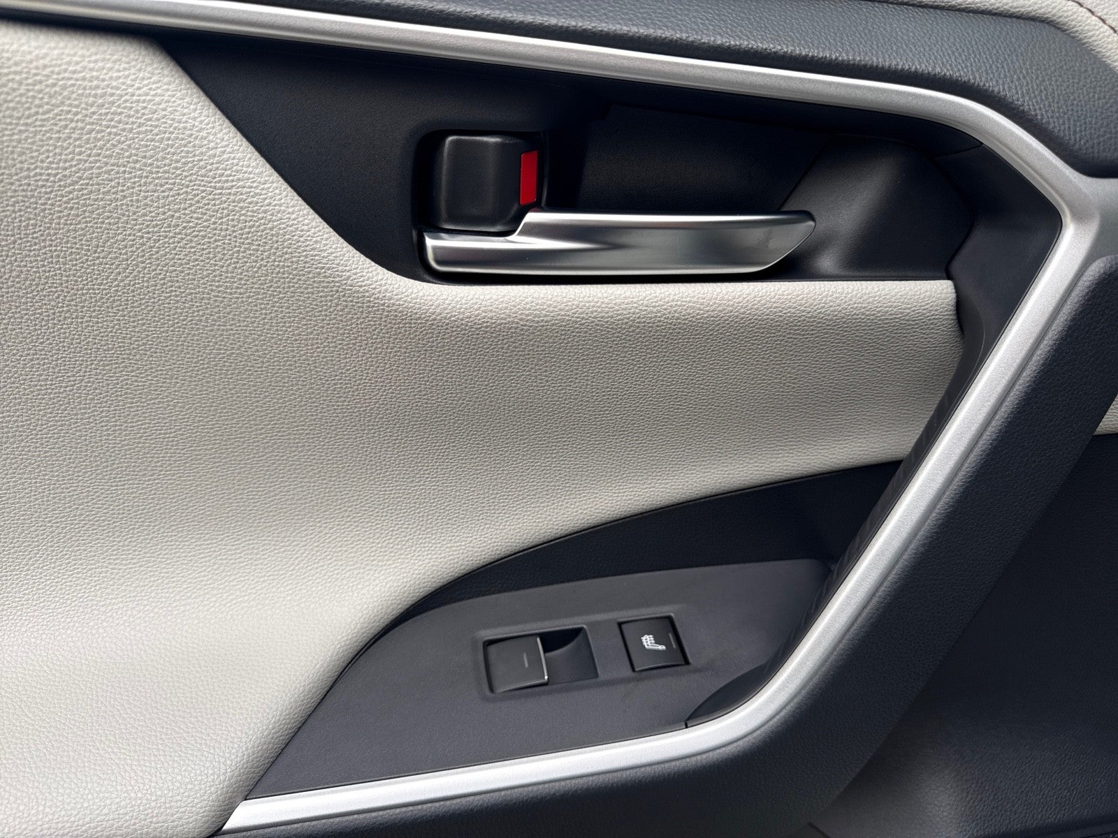 2025 Toyota RAV4 Hybrid Limited