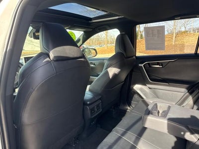 2019 Toyota RAV4 Hybrid XSE