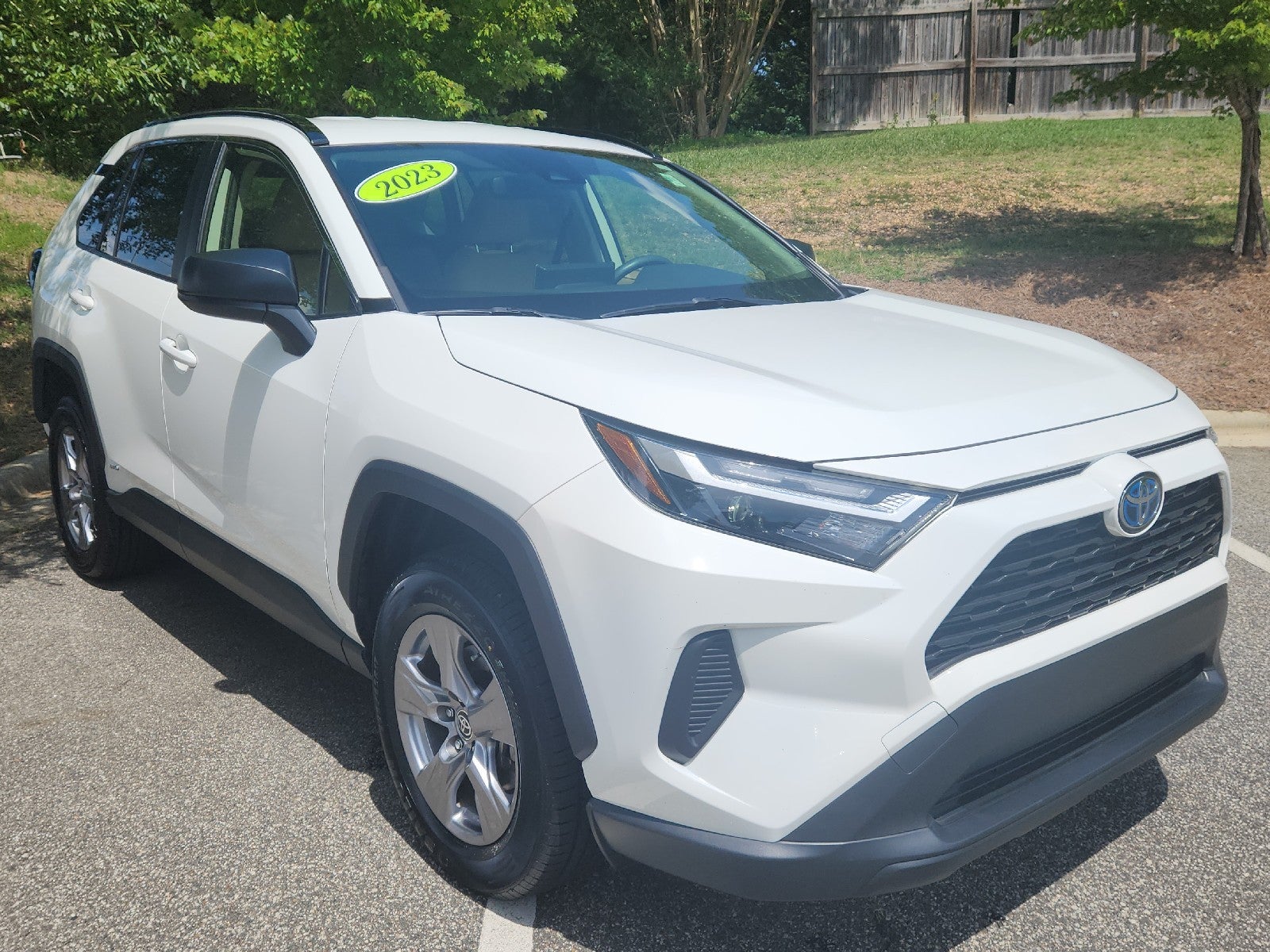 2023 Toyota RAV4 Hybrid LE