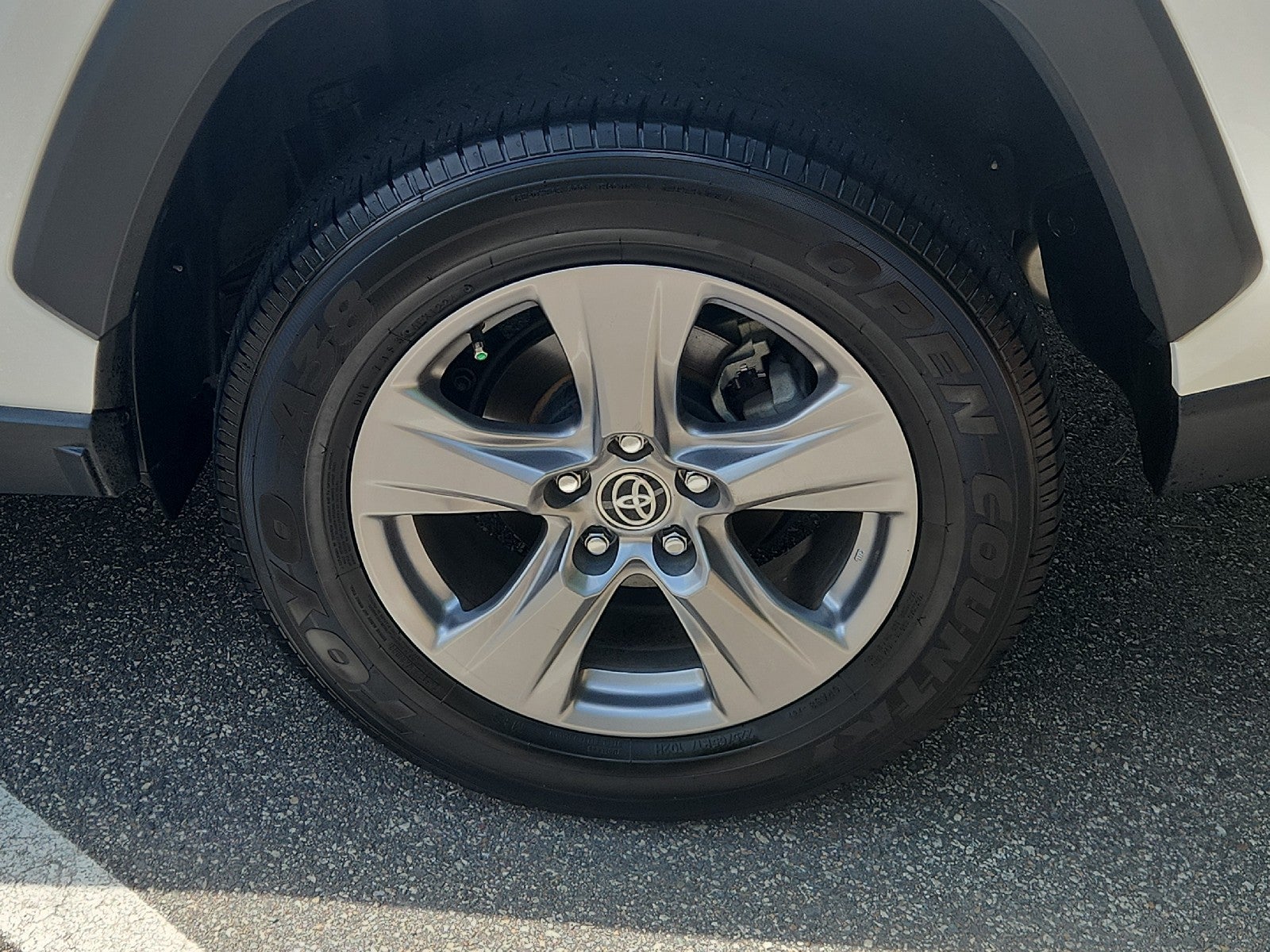 2023 Toyota RAV4 Hybrid LE