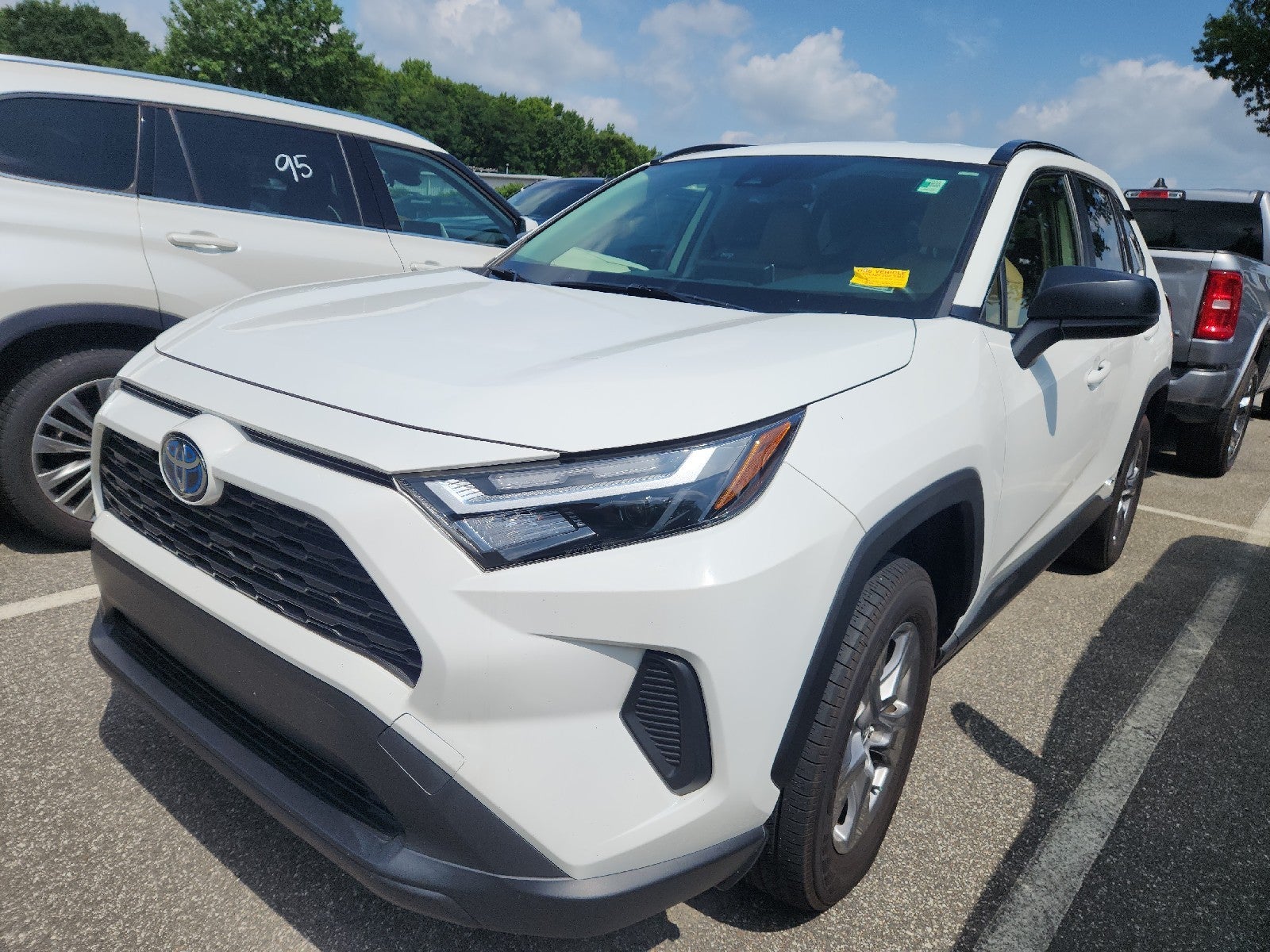 2023 Toyota RAV4 Hybrid LE