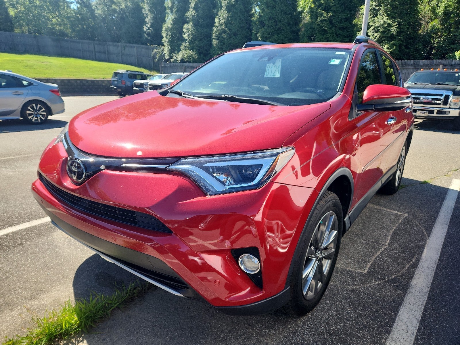 2017 Toyota RAV4 Limited's photo