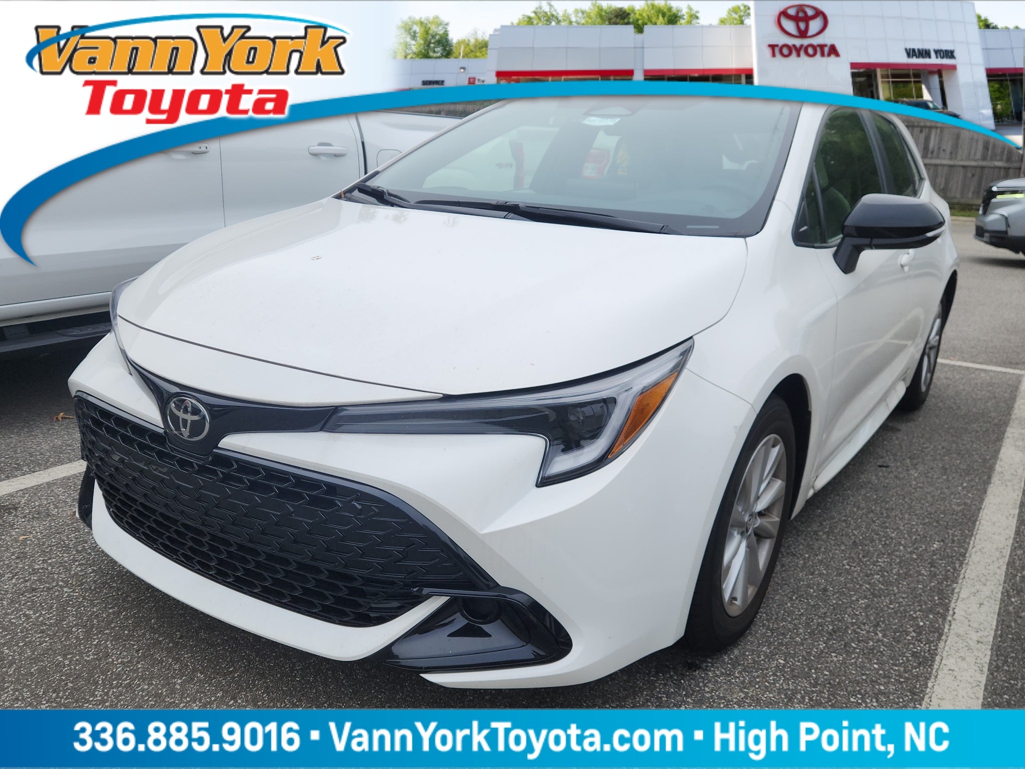 2026 Toyota Corolla Hatchback SE