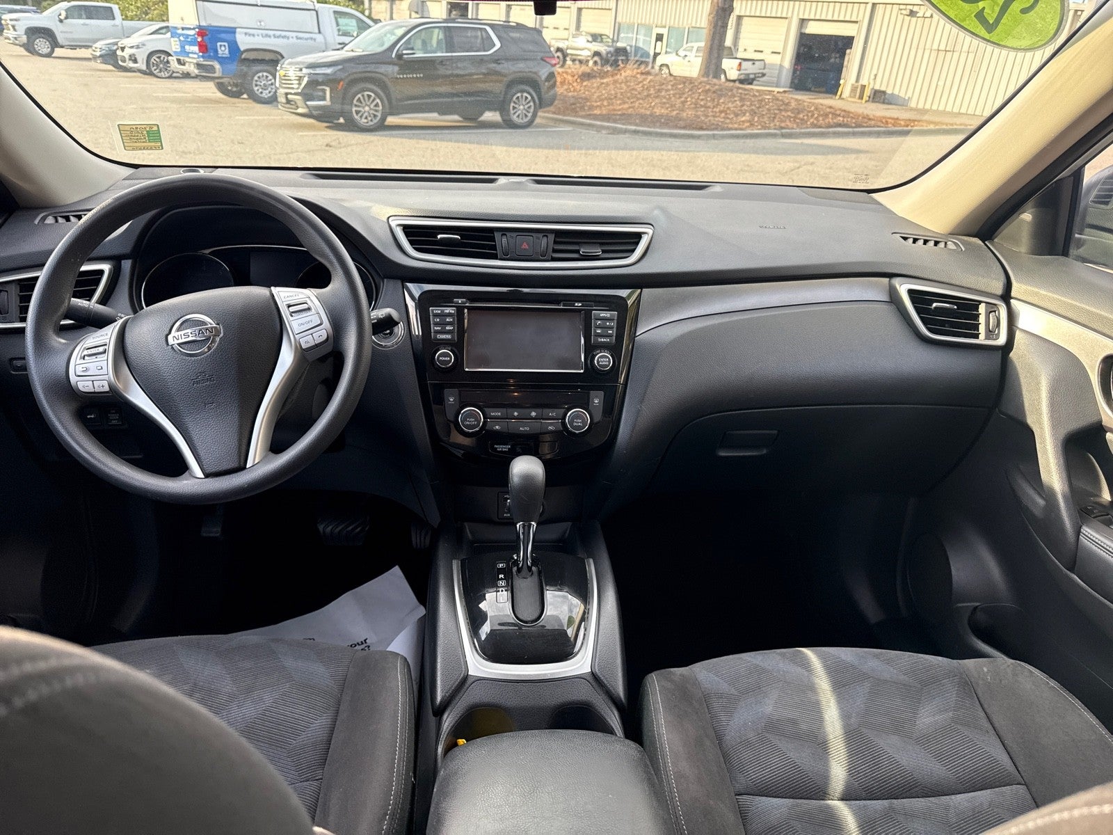 2015 Nissan Rogue SV