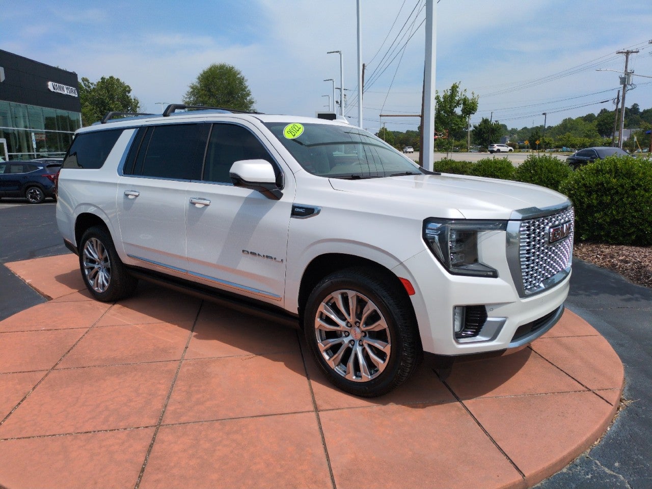 2022 GMC Yukon XL Denali