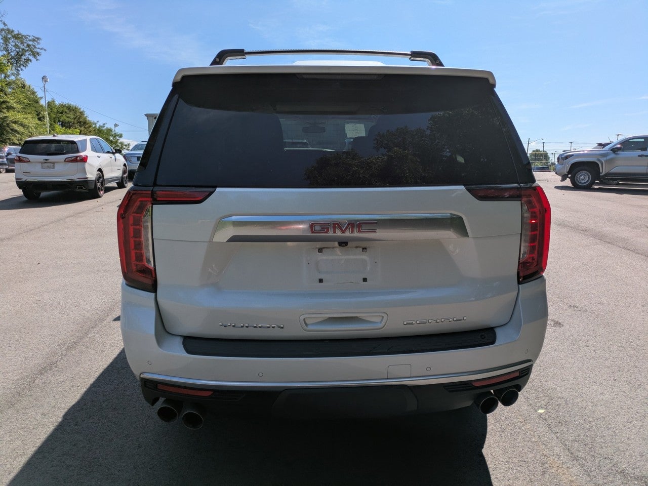 2022 GMC Yukon XL Denali